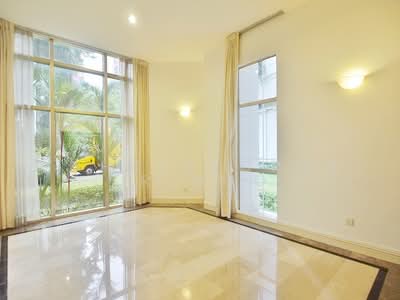 For Rent - Leonie Condotel