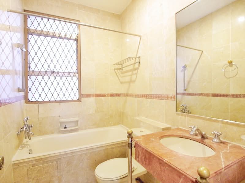 Leonie Condotel, 2 Leonie Hill Road, 2 Bedrooms, 861 sqft, Condominium For Rent, by Christopher Ngo, 19344627 - PropertyGuru.com.sg