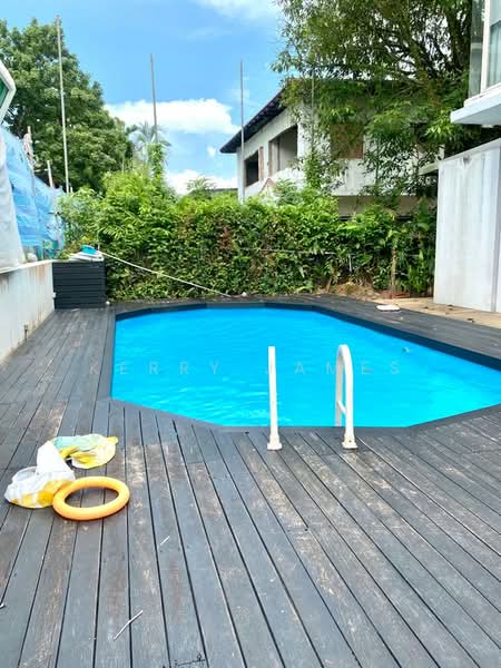 Sunset Square, Sunset Square, 7 Bedrooms, 4,000 sqft, Bungalow House For Rent, by Kerry James, 19345054 - PropertyGuru.com.sg