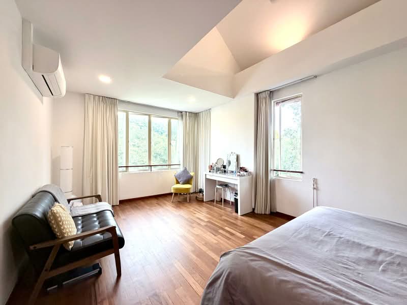 Sunset Square, Sunset Square, 7 Bedrooms, 4,000 sqft, Bungalow House For Rent, by Kerry James, 19345054 - PropertyGuru.com.sg