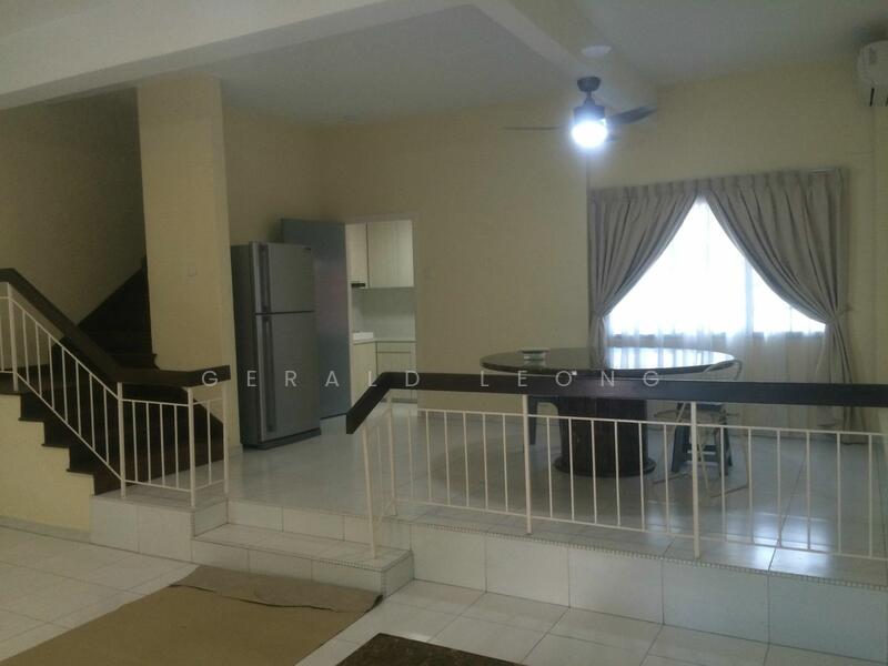 Elevated dining area