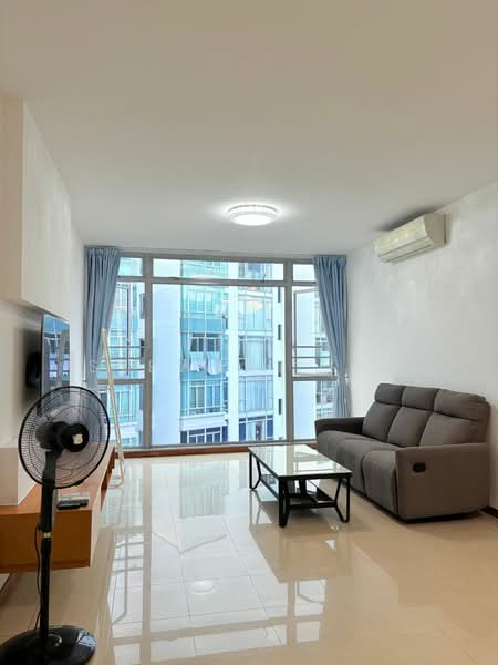 The Lakeshore, 31 Jurong West Street 41, 3 Bedrooms, 1,152 sqft, Condominium For Rent, by Stewart Lim, 19359957 - PropertyGuru.com.sg