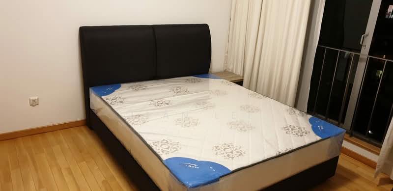 Caribbean at Keppel Bay, 12 Keppel Bay Drive, 2 Bedrooms, 904 sqft, Condominium For Rent, by Jean Lee, 19362175 - Brand New Queen size bed and 9" thick mattress with side table for Master room - PropertyGuru.com.sg