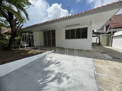 For Rent - Single Storey Semi D for family only!