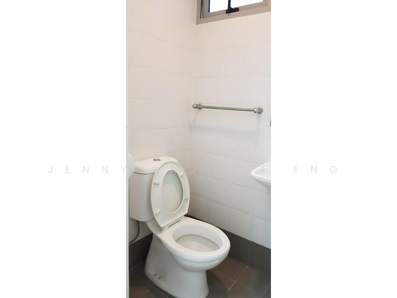 Helper bathroom