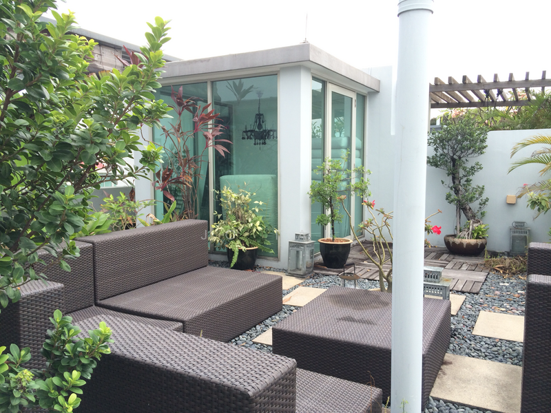 Emily Residence, 3 Mount Emily Road, Orchard / River Valley, 1 Bedroom, 1,100 sqft, Apartment For Rent, by JO Tan, 19370290 - rooftop terrace - PropertyGuru.com.sg