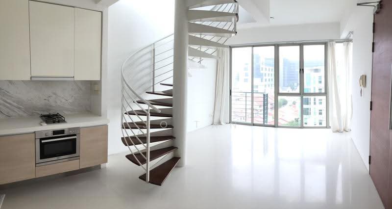 Emily Residence, 3 Mount Emily Road, Orchard / River Valley, 1 Bedroom, 1,100 sqft, Apartment For Rent, by JO Tan, 19370290 - Spiral stairway to rooftop terrace!! - PropertyGuru.com.sg