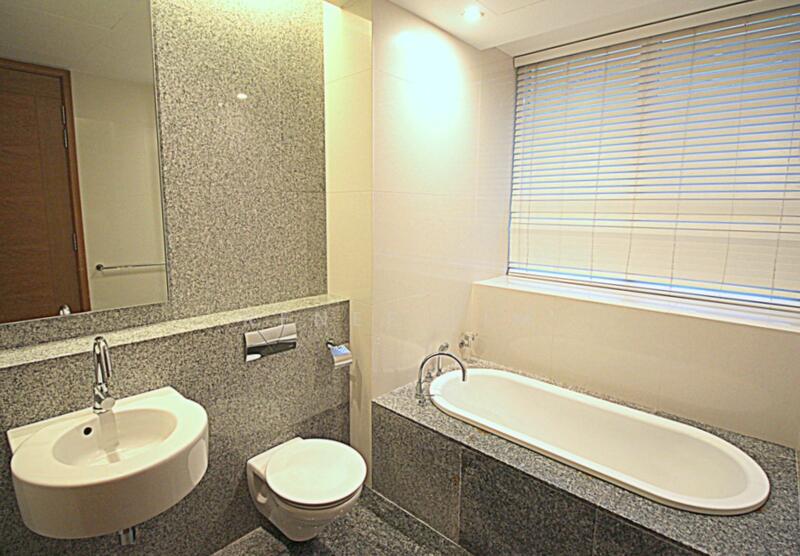 Grange Residences, 91 Grange Road, 4 Bedrooms, 2,670 sqft, Condominium For Rent, by Renee Lim, 19379779 - Common Bathroom - PropertyGuru.com.sg