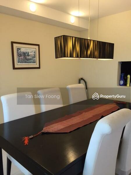 COSY 6 SEATER TABLE