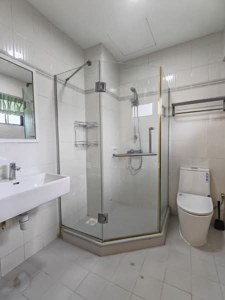 Mimosa Vale, Mimosa Vale, 4 Bedrooms, 2,370 sqft, Terraced House For Rent, by Kas Chen, 19387080 - PropertyGuru.com.sg