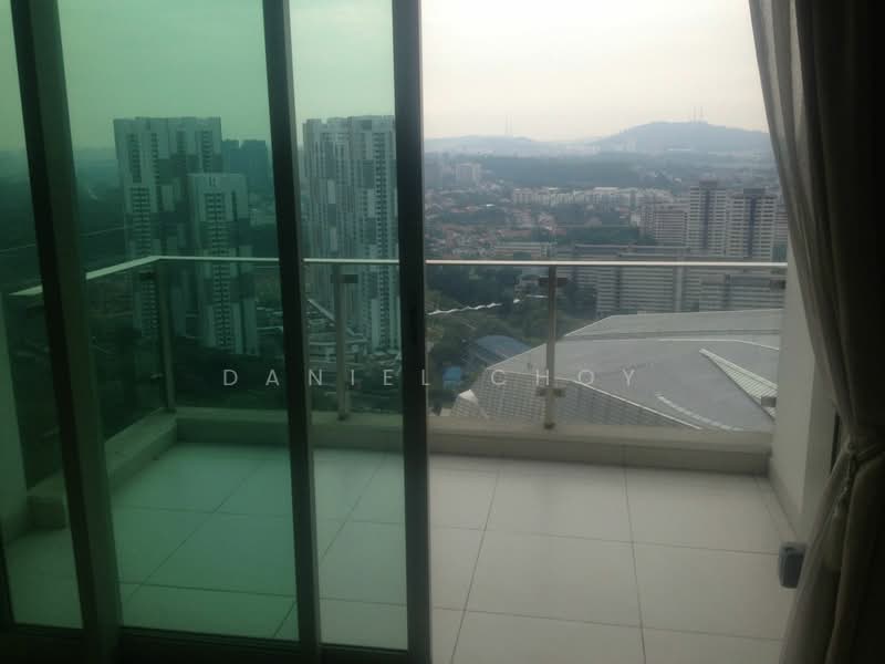 The Rochester Residences, 33 Rochester Drive, 1 Bedroom, 872 sqft, Apartment For Rent, by Daniel Choy, 19393430 - Very good size Balcony - PropertyGuru.com.sg
