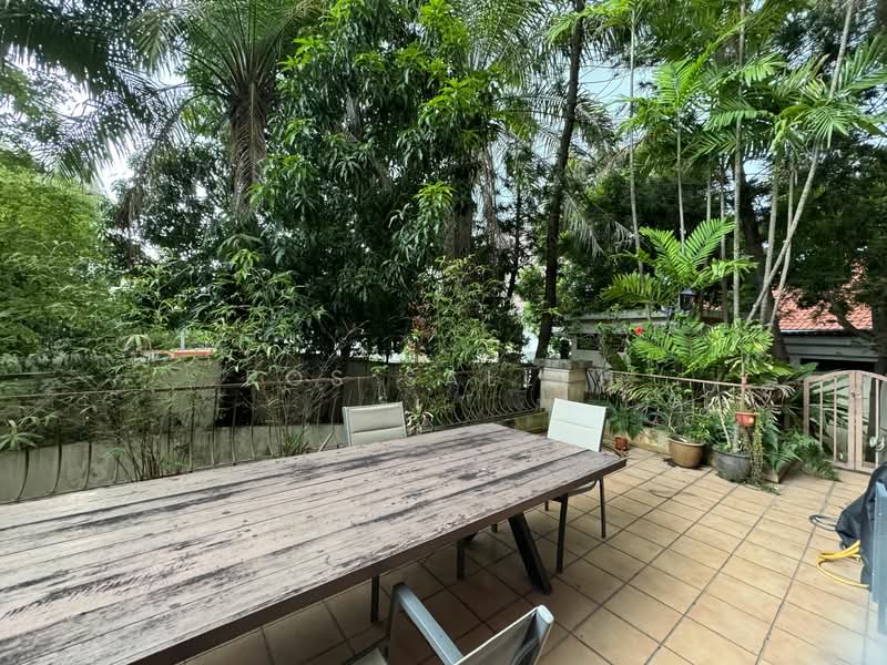 Fairmount Condo, 30 Eastwood Road, 2 Bedrooms, 1,258 sqft, Condominium For Rent, by Ros Salleh, 19396707 - PropertyGuru.com.sg