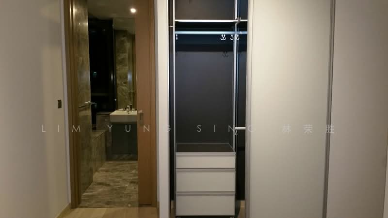 Skyline Residences, 610 Telok Blangah Road, 2 Bedrooms, 829 sqft, Condominium For Rent, by Robert  Lim Yung  Sing     林榮燊, 19397387 - Master Bedroom - PropertyGuru.com.sg