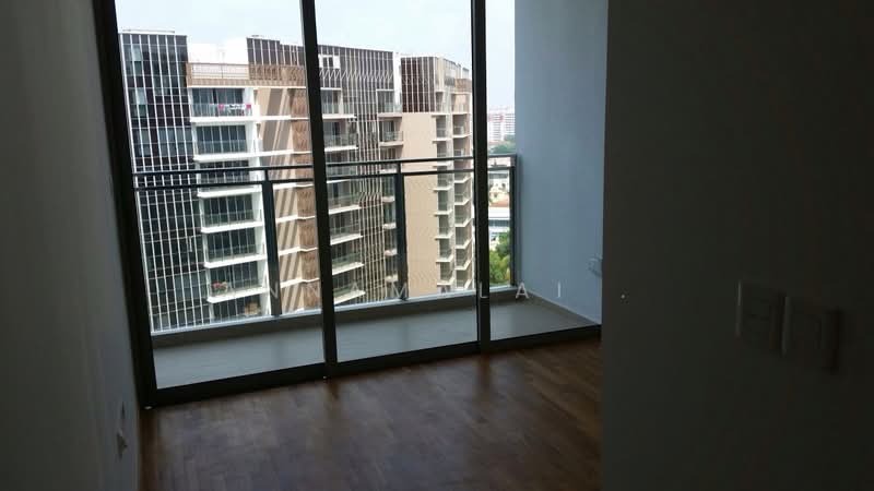 Bartley Residences, 1 Lorong How Sun, 3 Bedrooms, 904 sqft, Apartment For Rent, by Annamalai ., 19403901 - Living room / balcony - PropertyGuru.com.sg