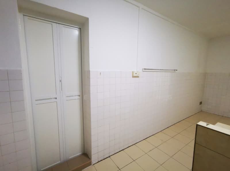 421 Bukit Batok West Avenue 2, 421 Bukit Batok West Avenue 2, 2 Bedrooms, 731 sqft, HDB Flat For Rent, by Vanessa Yong, 19407501 - PropertyGuru.com.sg