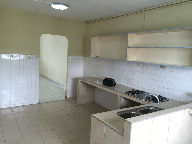 421 Bukit Batok West Avenue 2, 421 Bukit Batok West Avenue 2, 2 Bedrooms, 731 sqft, HDB Flat For Rent, by Vanessa Yong, 19407501 - PropertyGuru.com.sg