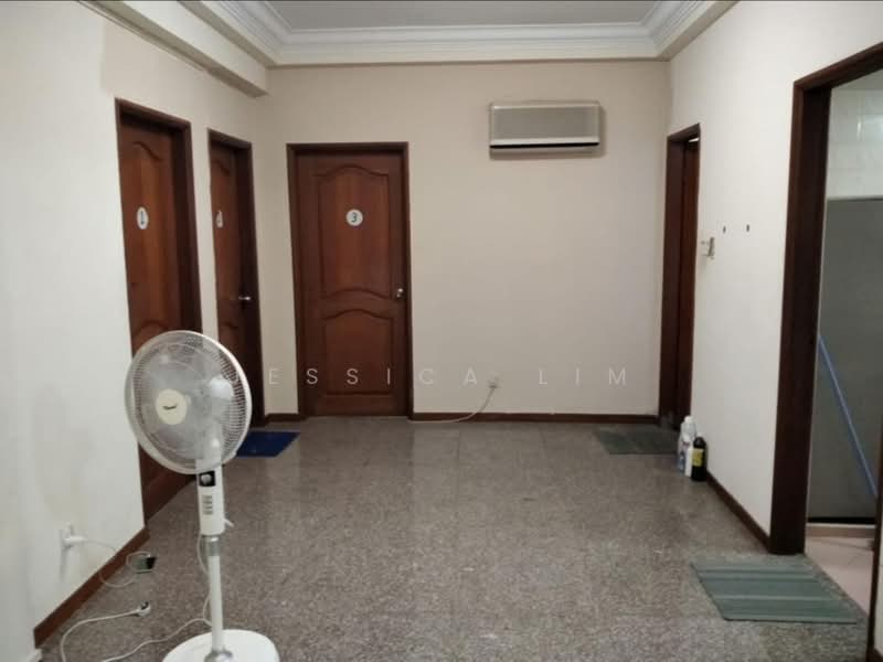 Regal Court, 17 Kim Keat Road, 3 Bedrooms, 1,174 sqft, Apartment For Rent, by Jessica Lim, 19408143 - PropertyGuru.com.sg