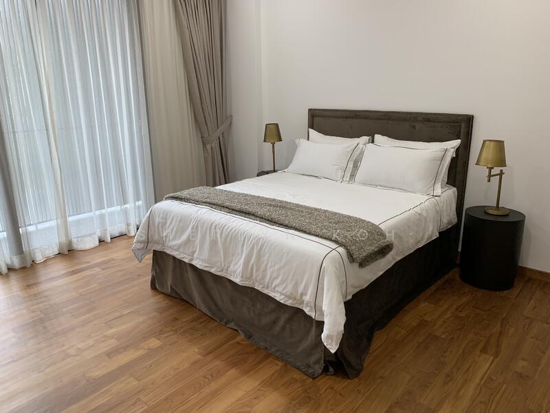 Renovated - Tropical Bungalow with pool, Coronation Rd West, 5 Bedrooms, 5,000 sqft, Bungalow House For Rent, by Sherlyn Koh, 19414745 - PropertyGuru.com.sg