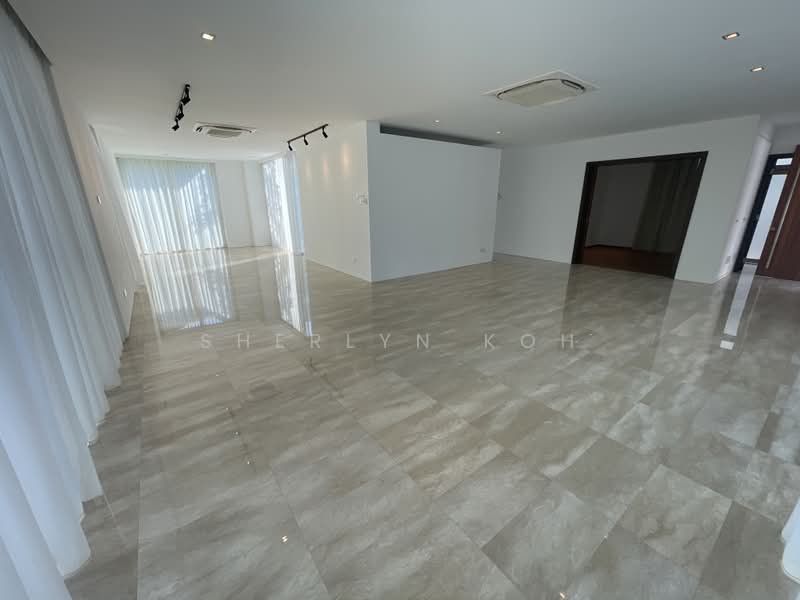 Renovated - Tropical Bungalow with pool, Coronation Rd West, 5 Bedrooms, 5,000 sqft, Bungalow House For Rent, by Sherlyn Koh, 19414745 - PropertyGuru.com.sg