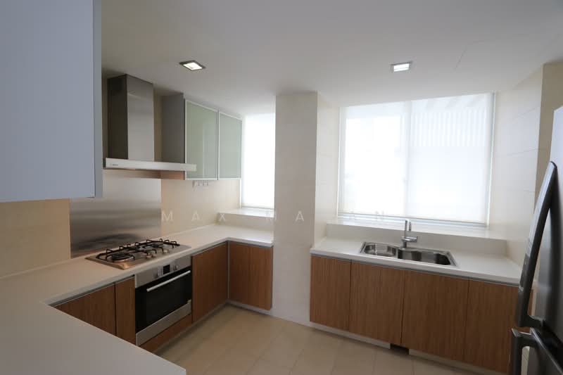 Montview, 63 Mount Sinai Drive, 4 Bedrooms, 3,412 sqft, Condominium For Rent, by Max Maran, 19418572 - Super Huge kitchen with Bukit Timah Hill View  - PropertyGuru.com.sg