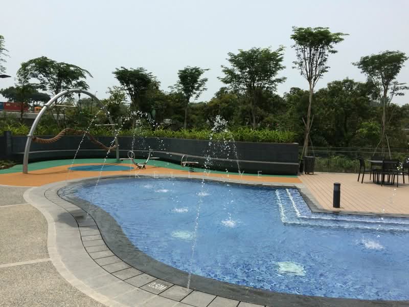 Skyline Residences, 610 Telok Blangah Road, 2 Bedrooms, 829 sqft, Condominium For Rent, by Kelly Ye, 19420517 - Kid pool - PropertyGuru.com.sg