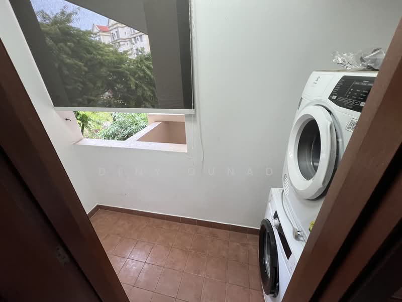 For Rent - Carissa Park Condo