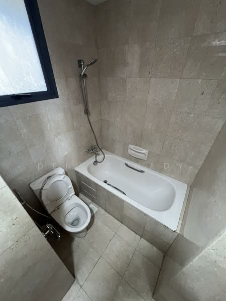 For Rent - Carissa Park Condo