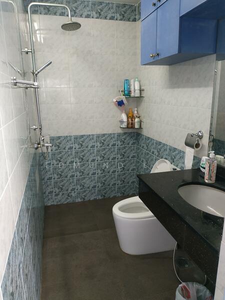 common bath 