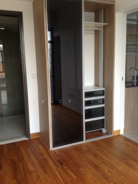 Bedroom cabinet with sunken bath