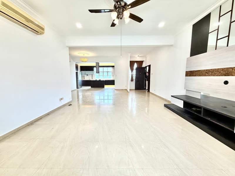 For Rent - La Suisse I