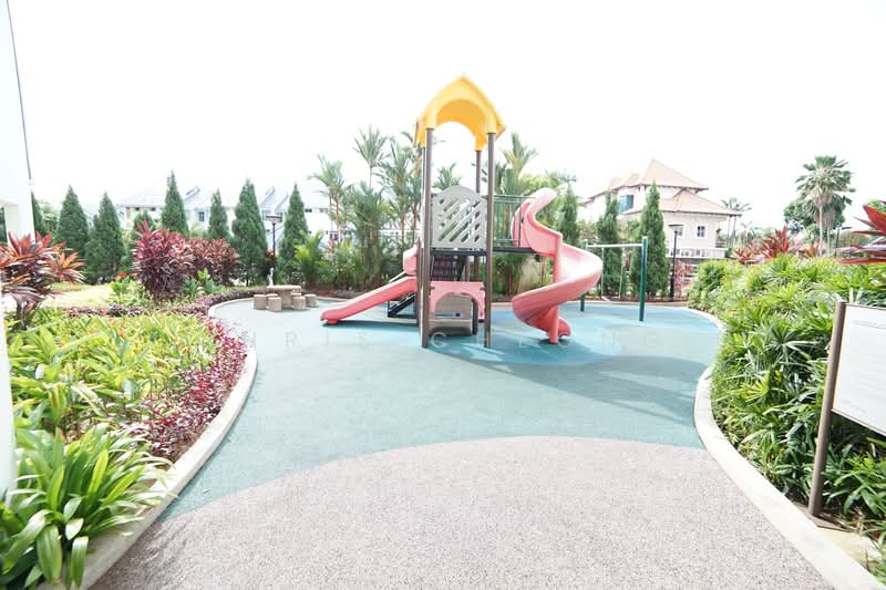 Fernwood Towers, 26 Fernwood Terrace, 2 Bedrooms, 807 sqft, Condominium For Rent, by Chris Cheong, 19444722 - PropertyGuru.com.sg