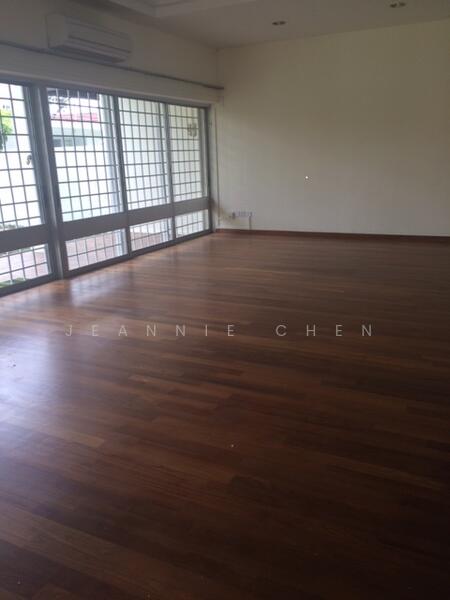 Squarish Large Living