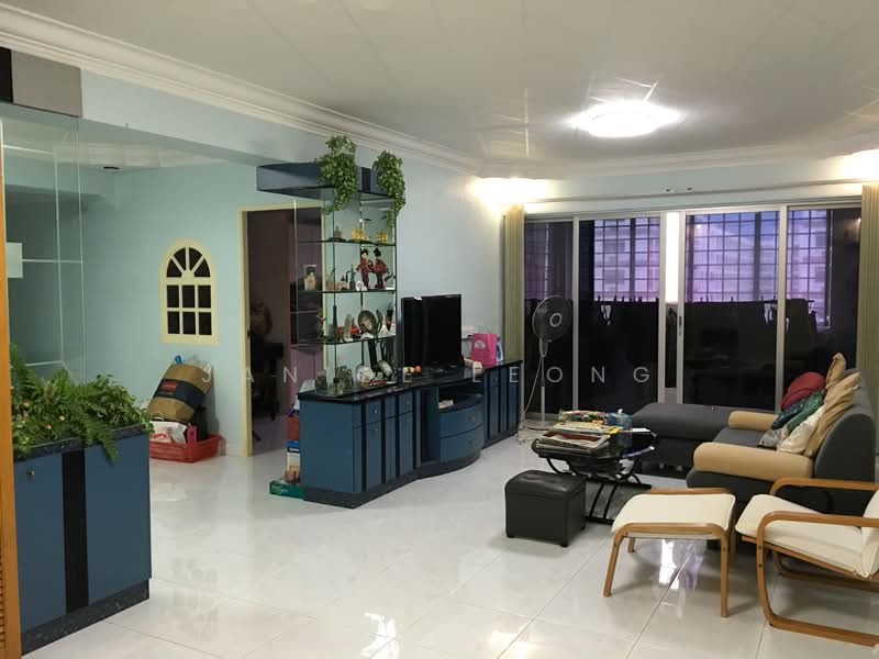 312 Tampines Street 33, 312 Tampines Street 33, 4 Bedrooms, 1,506 sqft, HDB Flat For Rent, by Janice Leong, 19449539 - living room - PropertyGuru.com.sg