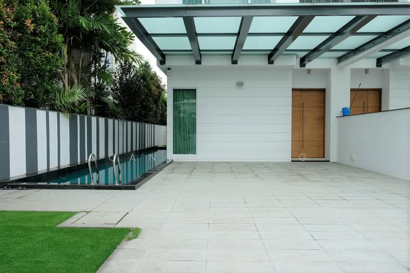 Toh Avenue Semi-D with swimming pool, Toh Avenue, 5 Bedrooms, 5,390 sqft, Semi-Detached House For Sale, by Joanne Cheng, 19451029 - PropertyGuru.com.sg