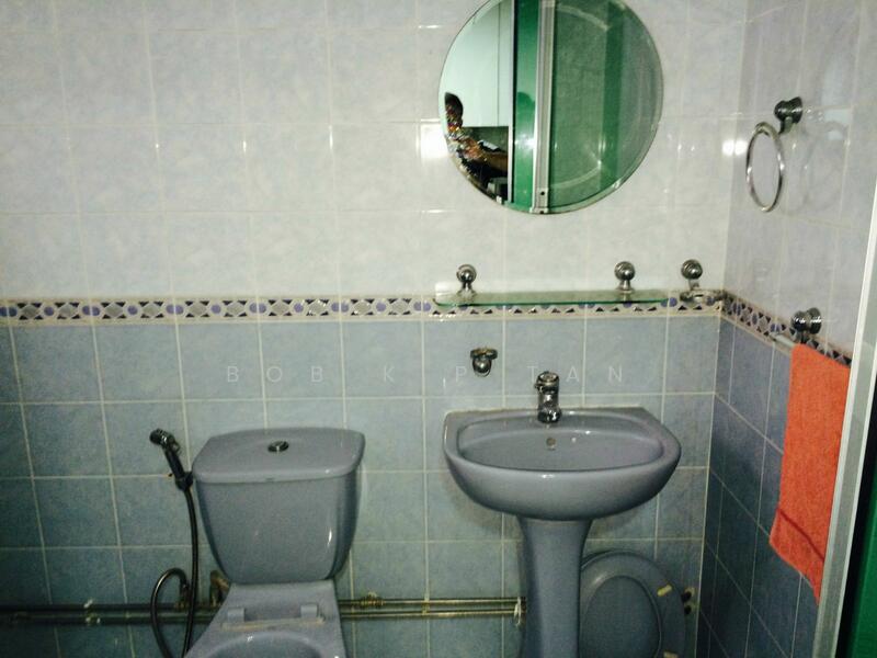 Common Toilet