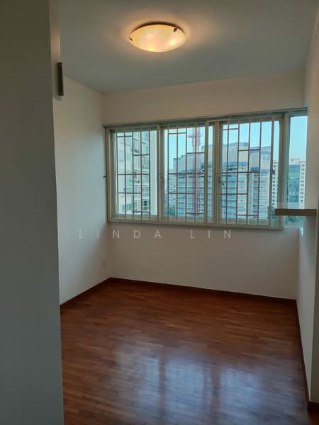 Goldenhill Park Condo, 60 Mei Hwan Drive, 3 Bedrooms, 1,313 sqft, Condominium For Rent, by Linda Lin, 19459861 - Common Bedroom 1 - PropertyGuru.com.sg