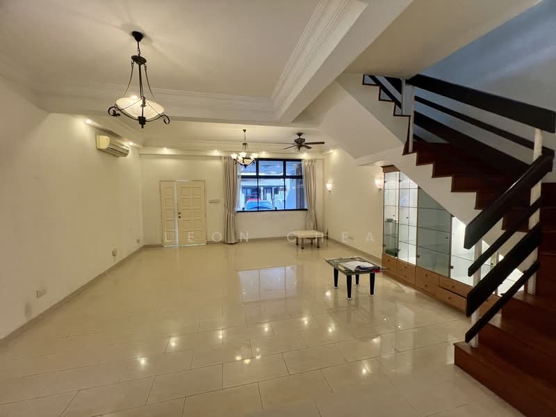 Peakville Park, Peakville Walk, 4 Bedrooms, 2,622 sqft, Terraced House For Rent, by Leon Chea, 19463721 - PropertyGuru.com.sg
