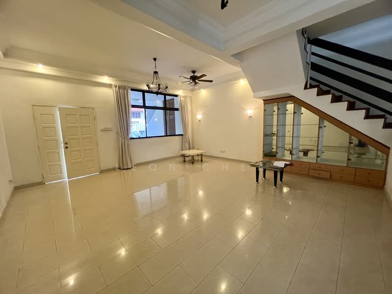 Peakville Park, Peakville Walk, 4 Bedrooms, 2,622 sqft, Terraced House For Rent, by Leon Chea, 19463721 - PropertyGuru.com.sg