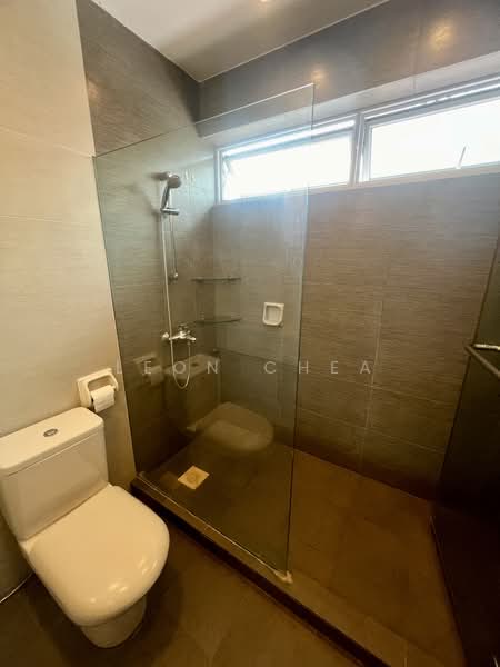 Peakville Park, Peakville Walk, 4 Bedrooms, 2,622 sqft, Terraced House For Rent, by Leon Chea, 19463721 - PropertyGuru.com.sg