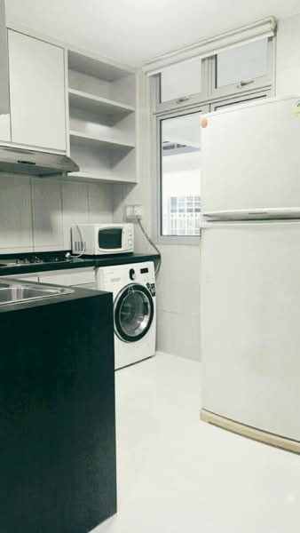 Evergreen View, 15 Lorong 36 Geylang, 2 Bedrooms, 828 sqft, Condominium For Rent, by Melanie Aw, 19468672 - PropertyGuru.com.sg