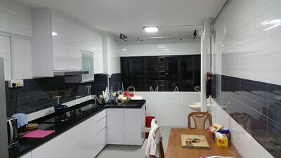 For Rent - 225 Ang Mo Kio Avenue 1