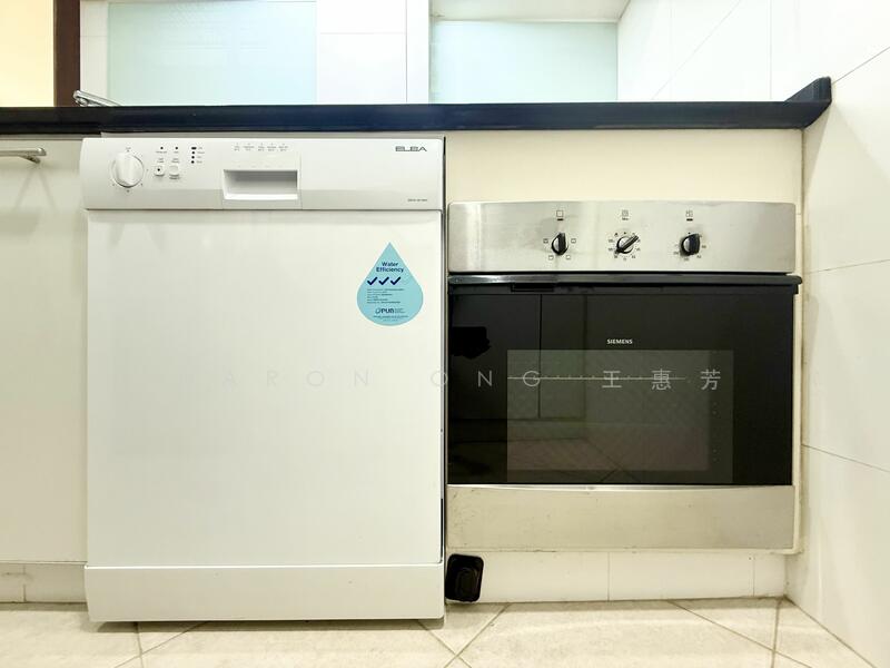 Robertson 100, 100 Robertson Quay, Orchard / River Valley, 2 Bedrooms, 883 sqft, Apartment For Rent, by Sharon Ong 王惠芳, 19469386 - PropertyGuru.com.sg