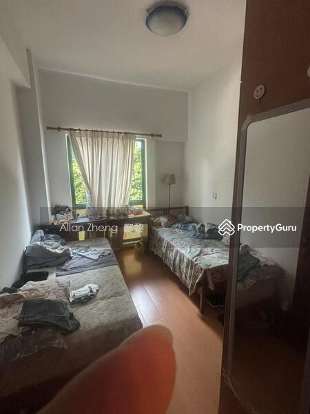 For Rent - Signature Park