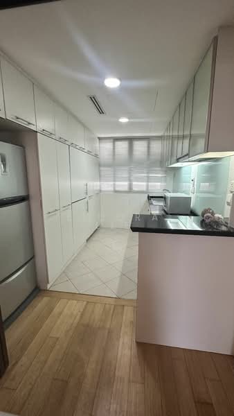 Robertson 100, 100 Robertson Quay, 2 Bedrooms, 870 sqft, Apartment For Rent, by Eldora Lie, 19483503 - PropertyGuru.com.sg