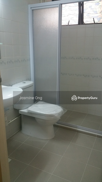 Common bathroom