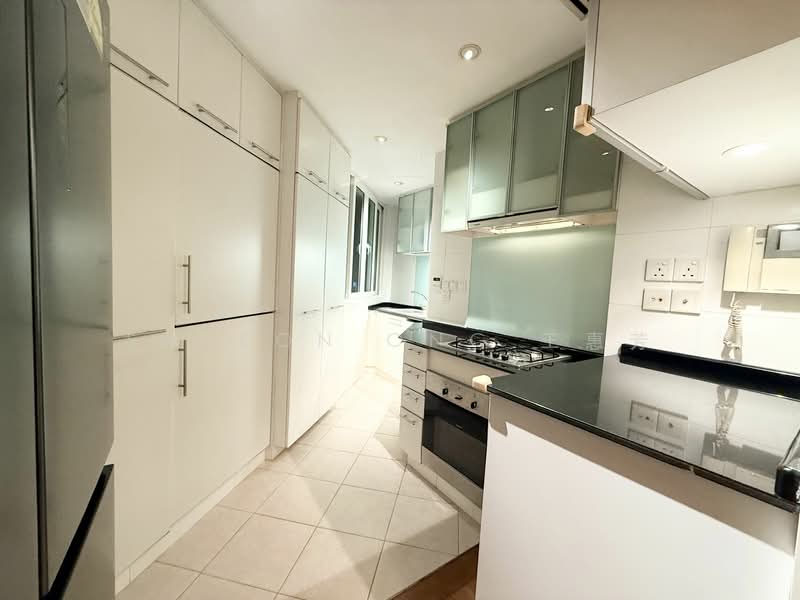 Robertson 100, 100 Robertson Quay, 2 Bedrooms, 883 sqft, Apartment For Rent, by Sharon Ong 王惠芳, 19492053 - PropertyGuru.com.sg