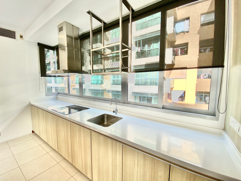 Spacious Bright Home next to Paya Lebar MRT, Paya Lebar MRT, Eunos / Geylang / Paya Lebar, 3 Bedrooms, 1,000 sqft, Apartment For Rent, by JO Tan, 19496051 - PropertyGuru.com.sg