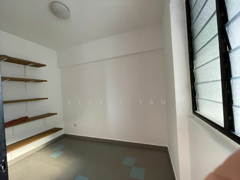 Braddell View, 10 Braddell Hill, 3 Bedrooms, 1,432 sqft, Apartment For Rent, by Alexis Tan, 19496766 - Maids/Store Room (very good size) - PropertyGuru.com.sg