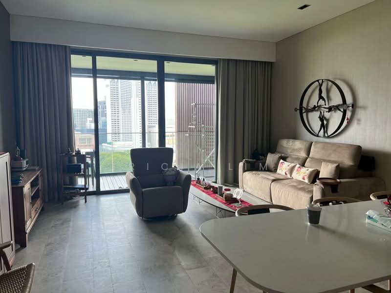 OUE Twin Peaks Condominium For Sale at S$ 4,000,000 | PropertyGuru Singapore