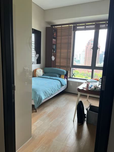 OUE Twin Peaks Condominium For Sale at S$ 4,000,000 | PropertyGuru Singapore